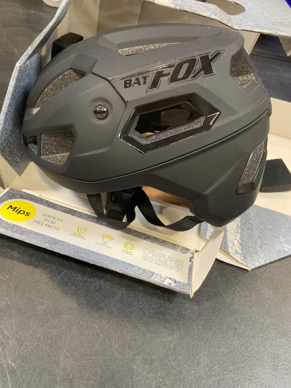 Photo 1 of Bat Fox Helmet – Black, Medium