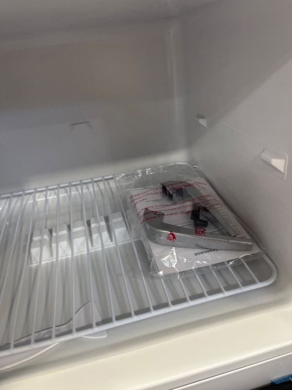 Photo 1 of Frigidaire 7.5 cu ft Refrigerator/Freezer Combo