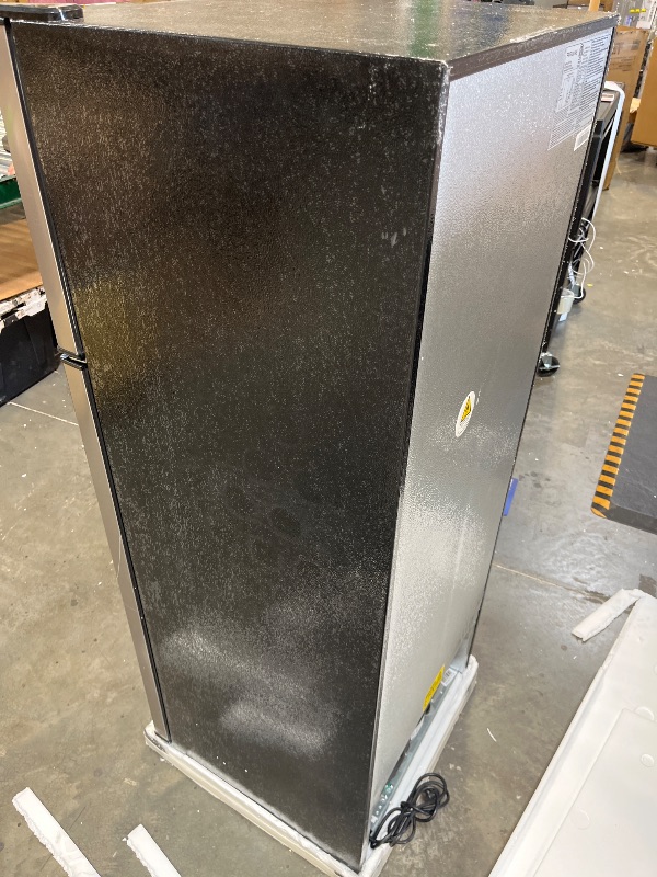 Photo 1 of Frigidaire 7.5 cu ft Refrigerator/Freezer Combo