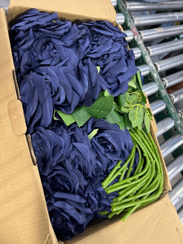 Photo 1 of LATRORA 100 Pcs Artificial Navy Roses with Stems