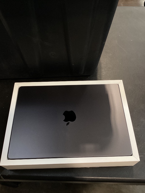 Photo 1 of Apple 2026 MacBook Pro 14.2" M5 Pro Laptop