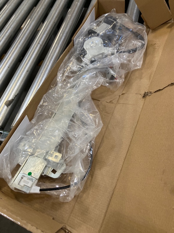 Photo 1 of JC Whitney Window Regulator Compatible with Honda CR-V 2002-2006