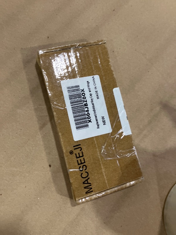 Photo 1 of MACSEEJI Replacement Key Cap with Hinge for MacBook Pro/Air (2021-2024)