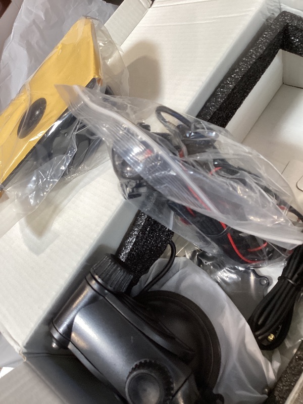Photo 1 of Carpuride 11.26" 125S CarPlay Android Auto Screen with Triple Dash Cam