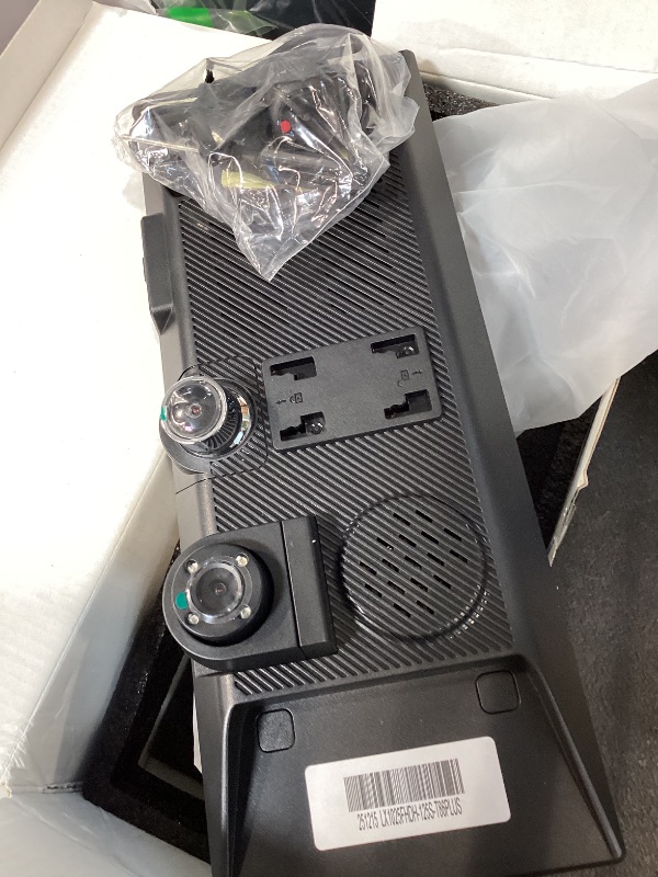 Photo 1 of Carpuride 11.26" 125S CarPlay Android Auto Screen with Triple Dash Cam