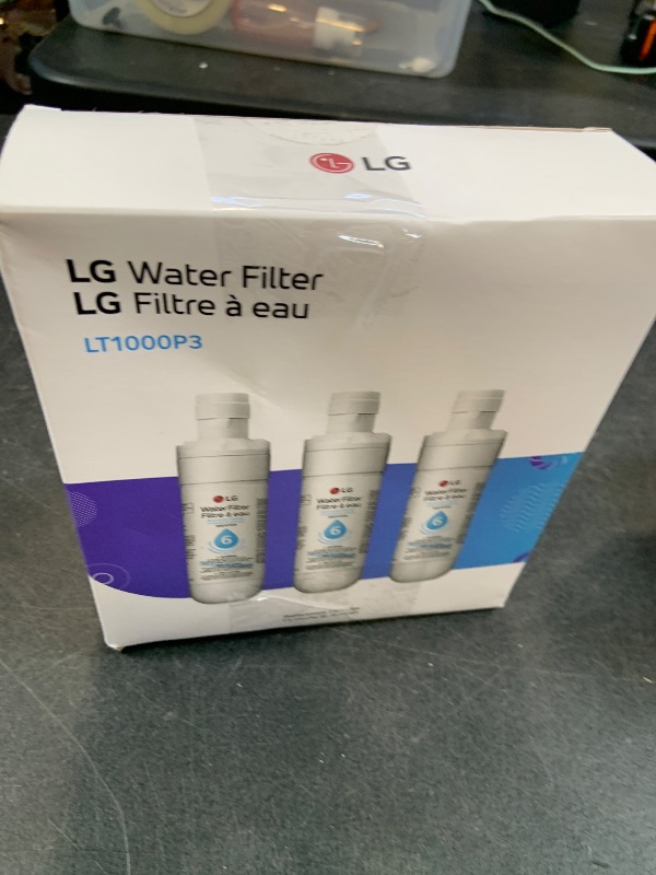 Photo 1 of LG LT1000P3 6-Month / 200 Gallon Refrigerator Replacement Water Filter, 3 Count (Pack of 1), White