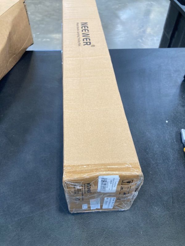 Photo 1 of NEEWER U Type Light Diffuser Reflector (30"x18")