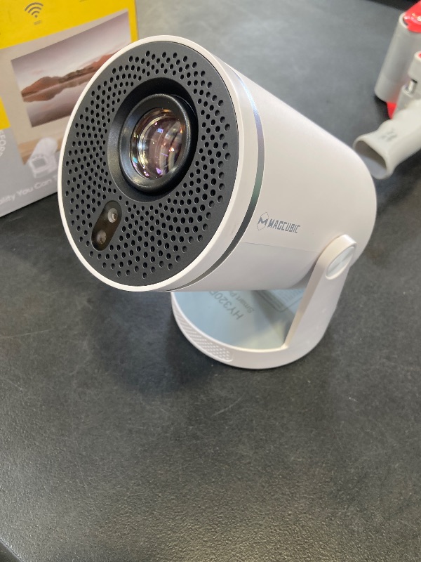 Photo 1 of Magcubic HY320Pro Mini Projector