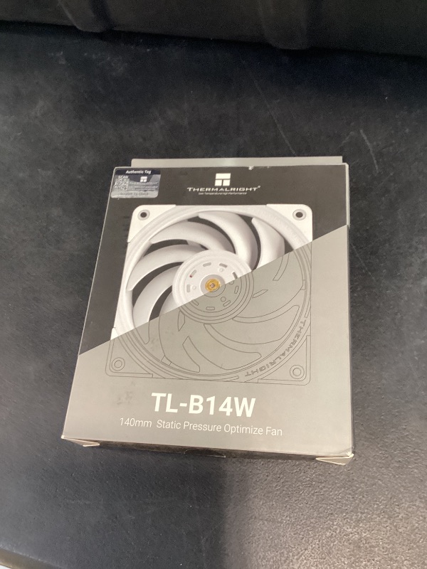 Photo 1 of Thermalright TL-B14W 140mm PWM Case Fan