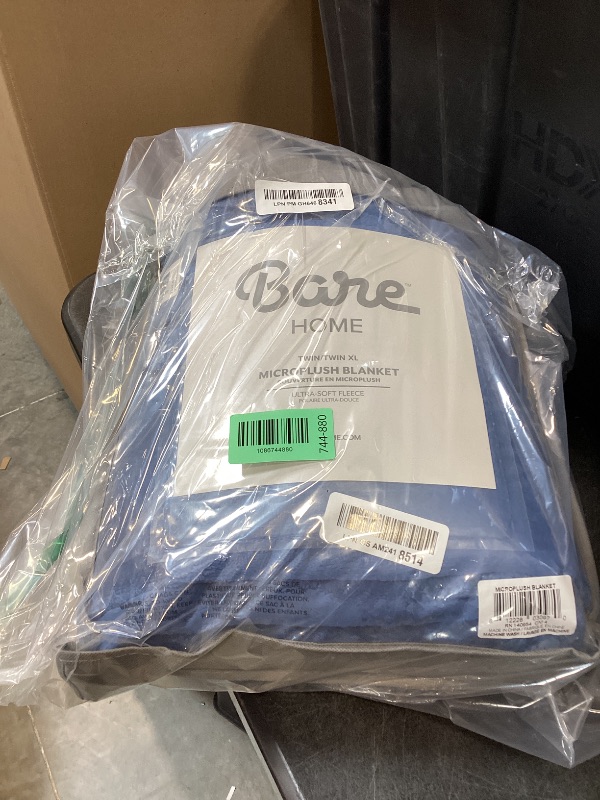 View 2 of Bare Home Fleece Blanket Luxury Microplush (Twin/Twin XL, Dark Blue)