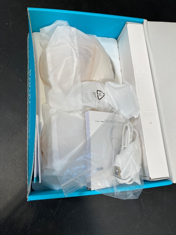 Photo 1 of Paruu P16 Pro Wearable Breast Pump (Champagne)