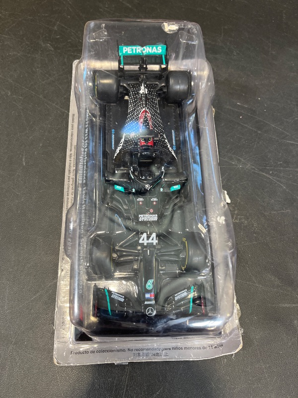 Photo 1 of OPO 10 1/24 Formula 1 Miniature Car - Lewis Hamilton Spanish GP 2020