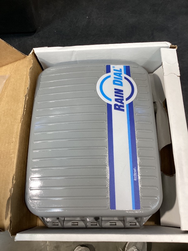 Photo 1 of Irritrol Rain Dial RD1200-EXT-R 12 Station Outdoor Irrigation Controller
