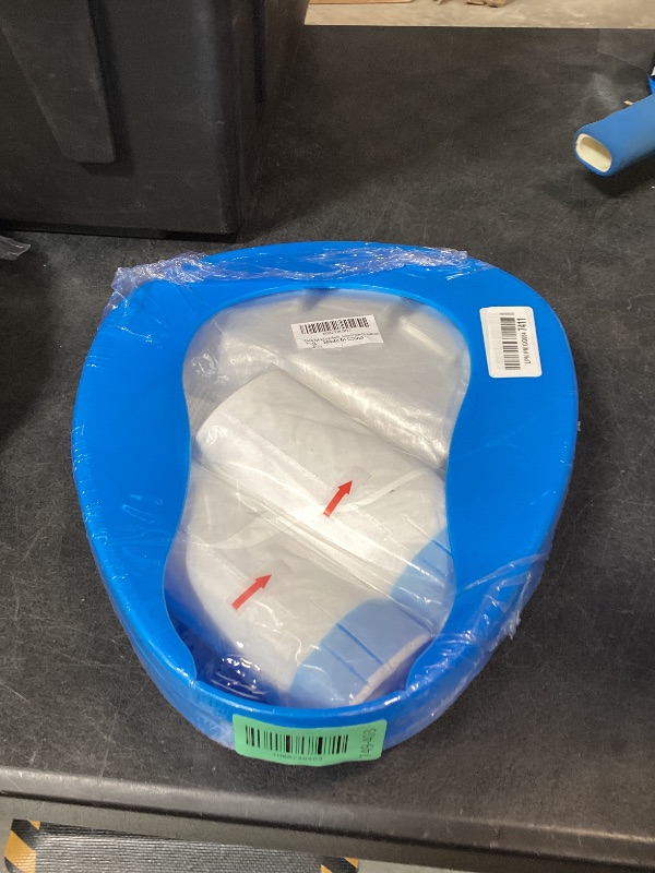 Photo 1 of MINIVON Bedpan Set - Blue, Includes 30 Pads & Liners