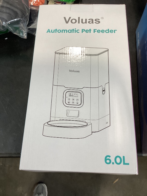 Photo 1 of Voluas Automatic Cat Feeder 6L