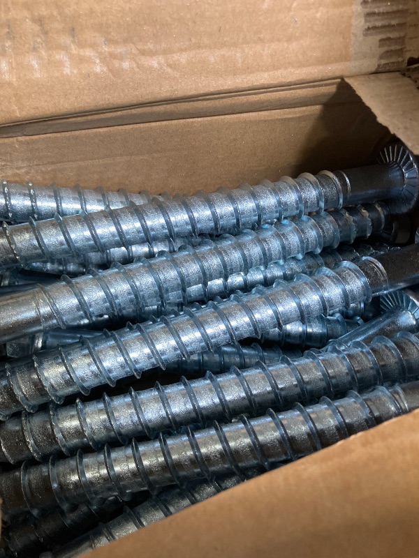 Photo 1 of Tandefio 5/8" x 7" Concrete Screws (40-Pack)