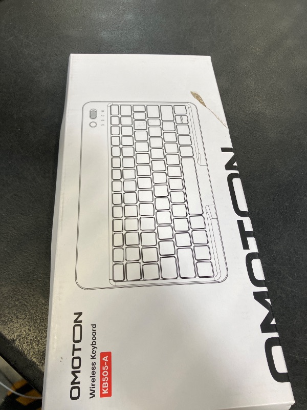 Photo 1 of OMOTON Bluetooth Keyboard with Backlit