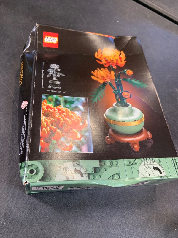 Photo 1 of LEGO Botanicals Chrysanthemum Building Set for Adults Ages 18+ - Artificial Flower for Dinner Table Centerpieces & Decoration - Gift for Birthdays - 10368