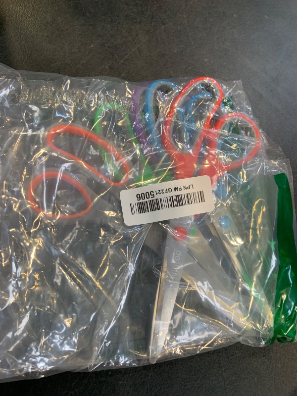 Photo 1 of Niutop 8" 5-Pack Multipurpose Scissors