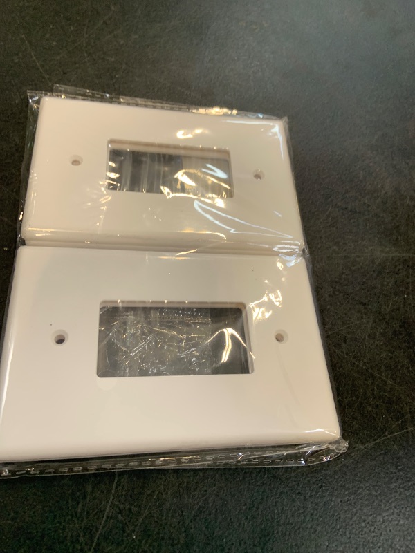 Photo 1 of MLLIZH Jumbo Toggle Wall Plate - White