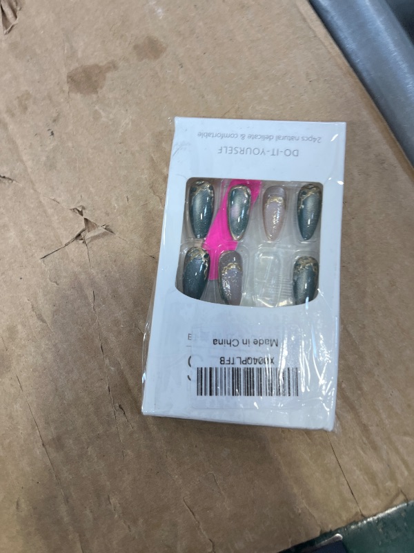 Photo 1 of MINGCHUN Almond Press On Nails (Short, Cat's Eye Design)