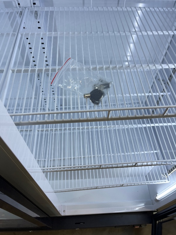 Photo 1 of Upstreman 27.1 Cu.Ft Commercial Display Refrigerator for Merchandiser, D271-------THE COMPRESSOR DOES NOT WORK NEEDS TO BE FIXED