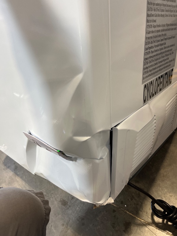 Photo 1 of KoolMore 33 in. Flat?Top Ice Cream Display Freezer, 7 Cu. Ft. Commercial Chest Freezer with Sliding Glass Doors, ETL Listed in White---the item works fine ----THERE IS SOME COSMETIC DAMAGE TO THE CORNER OF THE FREEZER