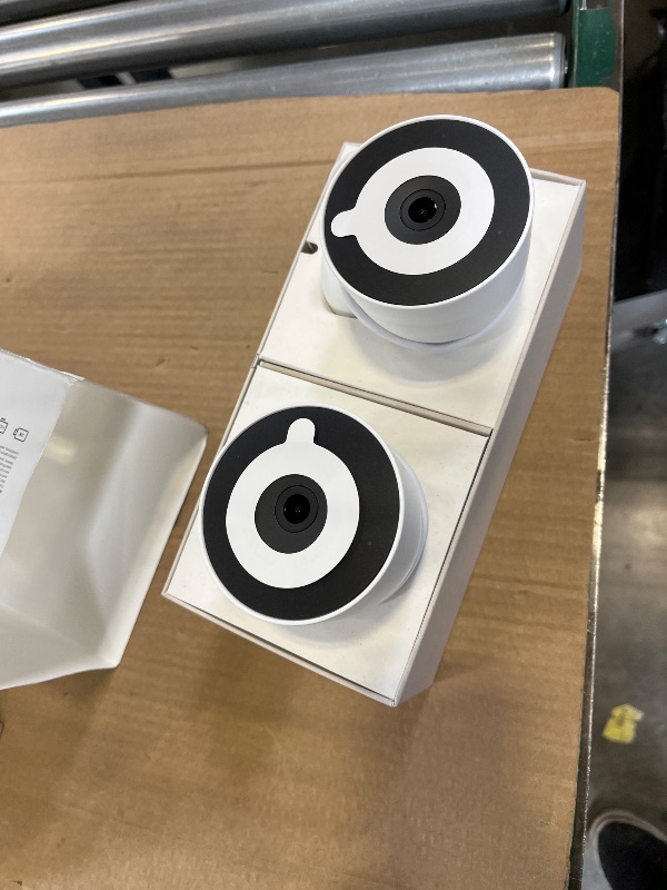 Photo 1 of Google Nest Cam Outdoor (Wired, 2nd Gen) - Security Camera - Snow - 2 Pack