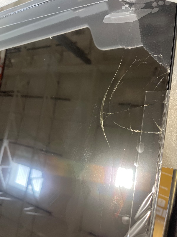 Photo 1 of Samsung 50-Inch Crystal UHD 4K Smart TV (2026 Model)--------SCREEN IS CRACKED -----SELL FOR PARTS