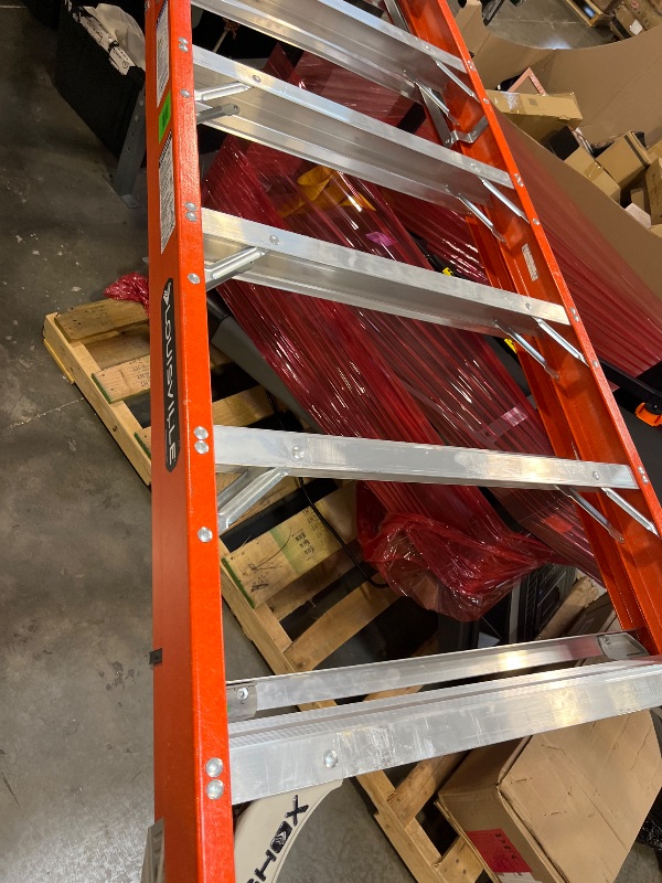 Photo 1 of Louisville Ladder 10-Foot Fiberglass Pro Platform Ladder with Extended Rail, 300-Pound Capacity, Type IA, FXP1710