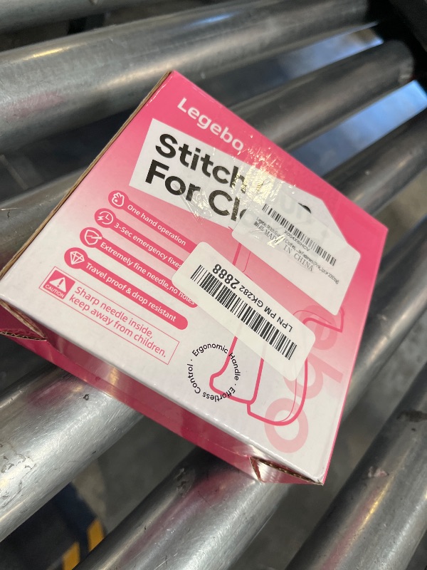 Photo 1 of Legebo Stitch Gun for Clothes - Pink, 1 Pack + 2000 Fasteners