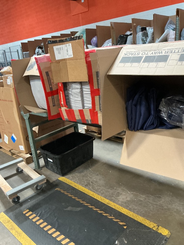 Photo 1 of *** FOUR CUSHIONS, FOUR PILLOWS, AND ONE SECTION OF THE COUCH REST IS MISSING***ONEMMLION 105" Oversized Cloud Boneless Couch Modular Sofas, Blue