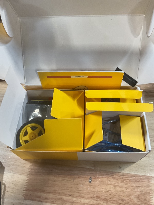 Photo 1 of ***RECOMENDED FOR PARTS / DEFECTIVE **** ELEGOO UNO R3 Smart Robot Car Kit V4 for Arduino Robotics for Kids Ages 8-12 12-16 STEM Science Kits Coding Gifts for 8 9 10 11 12 13 14 15 16 Year Old Boys Girls Teens Cool Engineering Building Toys
