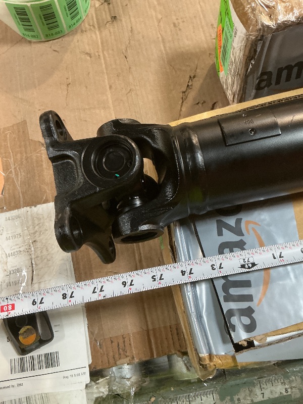 Photo 1 of **DRIVE SHAFT** UNKNOWN BRAND FOR UNKNOWN VEHICLE** 