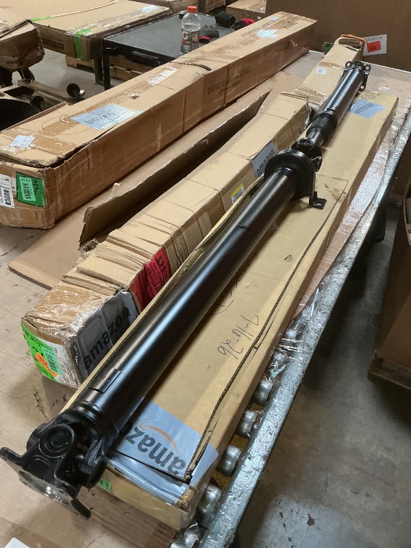 Photo 1 of **DRIVE SHAFT** UNKNOWN BRAND FOR UNKNOWN VEHICLE** 