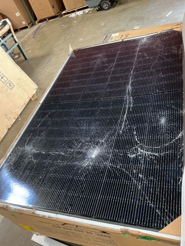 Photo 1 of **SHATTERED**JJN 425W N-Type Bifacial Solar Panel