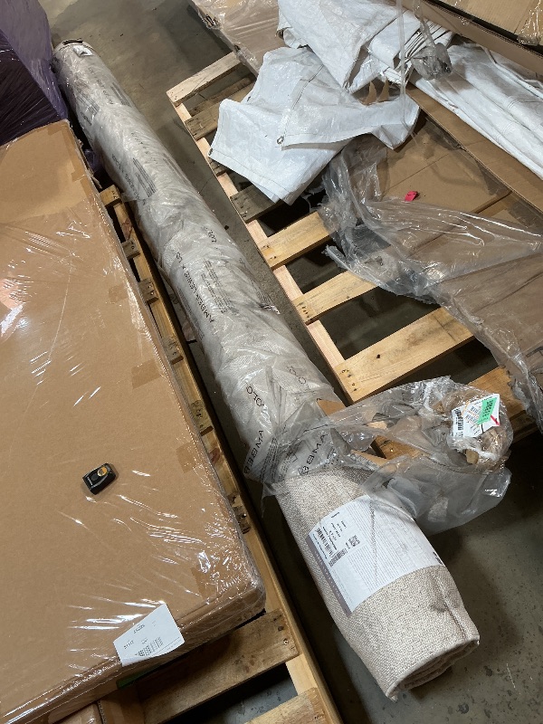 Photo 1 of **SLIGHT DIRT AT END OF ROLL**Loloi Amber Lewis Monty Collection MOT-03 Ivory/Beige 9'-2" x 13', .50" Pile Height, Area Rug