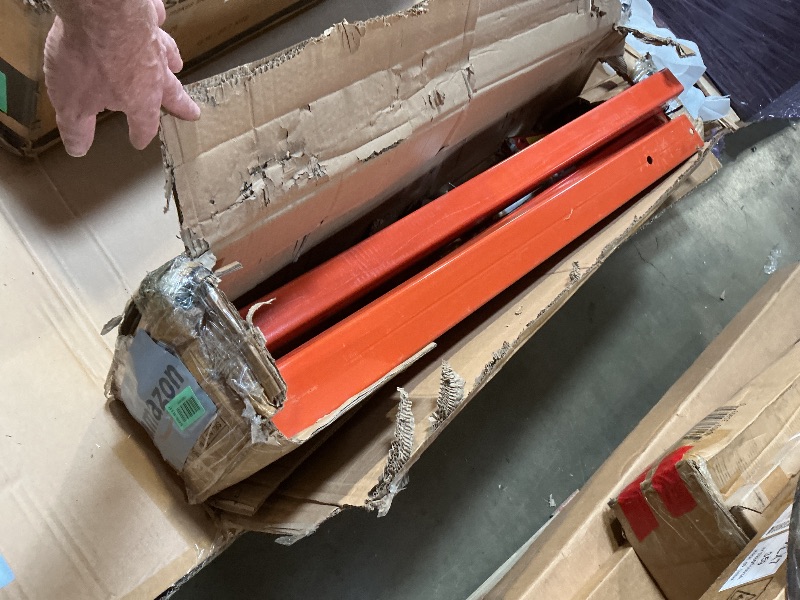 Photo 1 of ***PARTS ONLY*** GarveeTech 2 Ton Hydraulic Engine Hoist