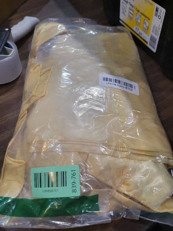 Photo 1 of 10-Pack Satin Table Runner Light Gold 12 x 108 inches Long, Table Runners for Wedding, Birthday Parties, Banquets Decorations?10 Pack, 12x108 Inch, Light Gold?