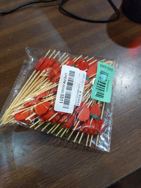 Photo 1 of 100PCS 4.7" Strawberry Cocktail Picks Toothpicks for Appetizers Fancy Toothpicks for Food Drinks Cupcake Toppers Strawberry Fruit Bamboo Sticks for Summer Tropical Tiki Luau Party Decorations Supplies