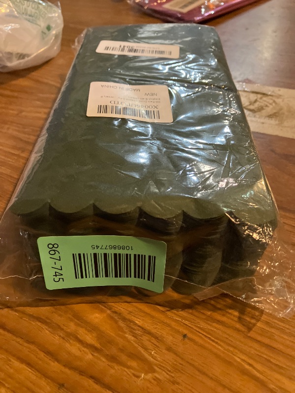 Photo 1 of 200 Pack Cocktail Napkin 2-Ply Scalloped Edged 5 x 5IN Olive-Green