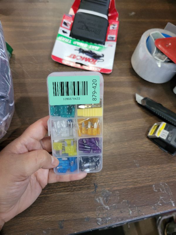 Photo 1 of 120pcs Car Fuses Kit, Mini Car Fuse Assortment Kit with 1 Puller, Mini Blade Fuses Automotive for Car, RV, Truck, Marine, Motorcycle, Auto Accessories(2A/3A/5A/7.5A/10A/15A/20A/25A/30A/35A)