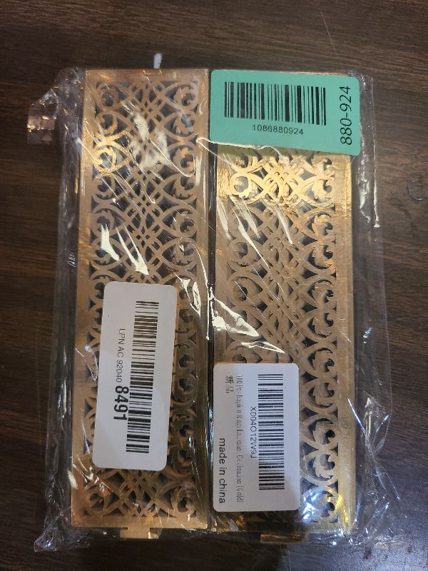 Photo 1 of 100 Pcs Napkin Rings Laser Cut Premium Paper Napkin Holder for Wedding Party Christmas Dinner Serviette Table Restaurant Celebration (Gold)