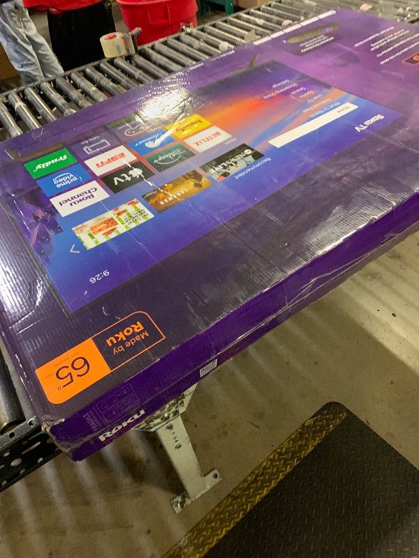 Photo 1 of Roku 65" 4K QLED Smart TV