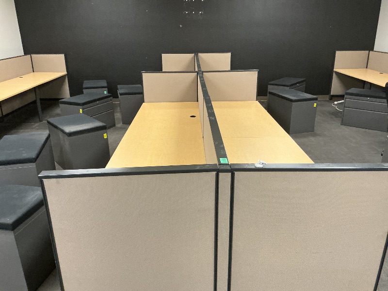 Photo 1 of 8 seater cubicle