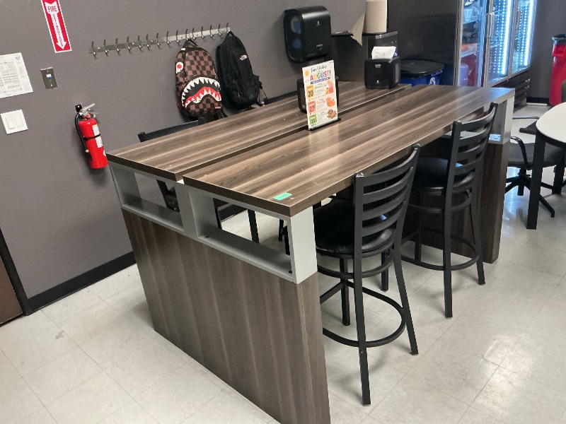Photo 1 of Table
