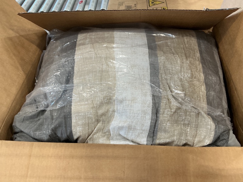 Photo 1 of grey comforter unknown sizing