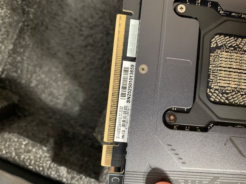 Photo 1 of GIGABYTE GeForce RTX 5090 Gaming OC 32G Graphics Card