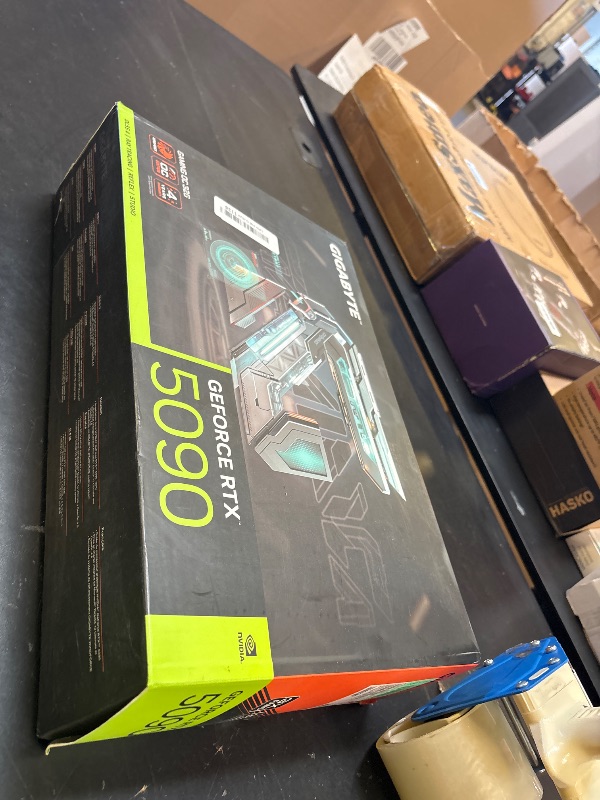 Photo 1 of GIGABYTE GeForce RTX 5090 Gaming OC 32G Graphics Card