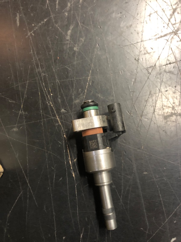 Photo 1 of YOLLKY Fuel Injectors for Chevy Buick GMC Opel